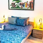 Thome Ego Flat
