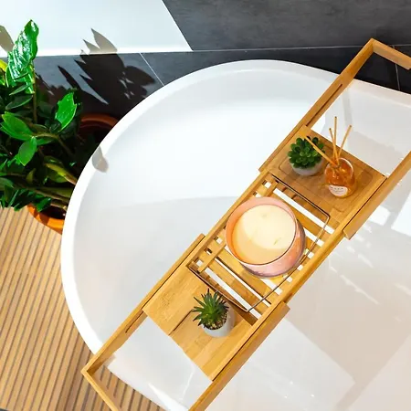 Thome Ego Flat Apartment