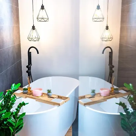 Thome Ego Flat Apartment